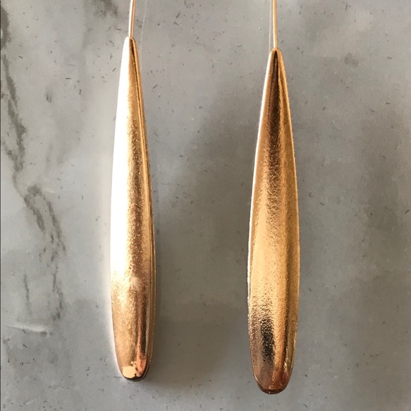 Jewelry - Hanging Earrings **FREE WITH PURCHASE**